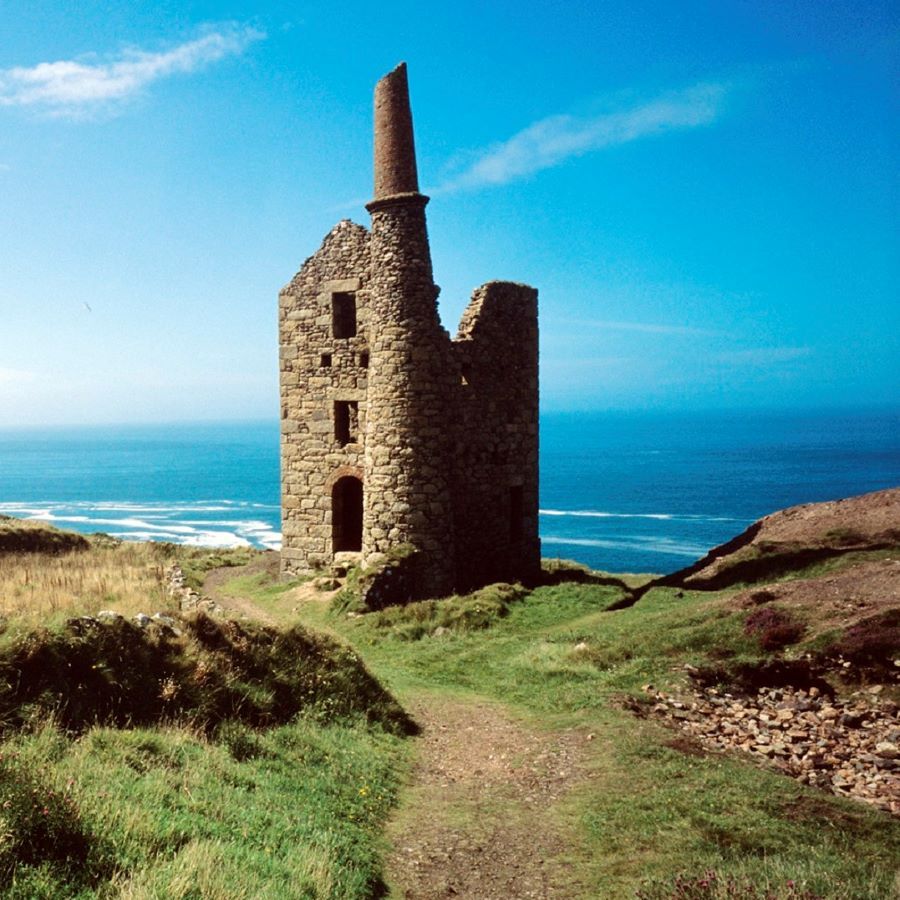 Abandoned mines at Botallack