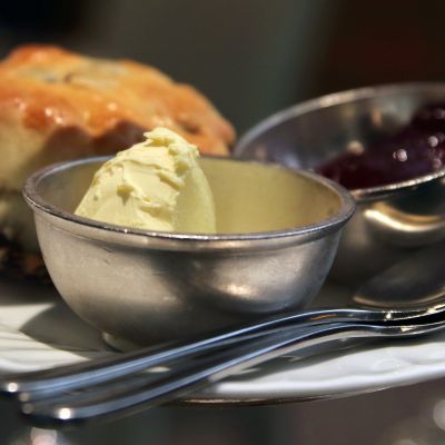 cream tea on a plate