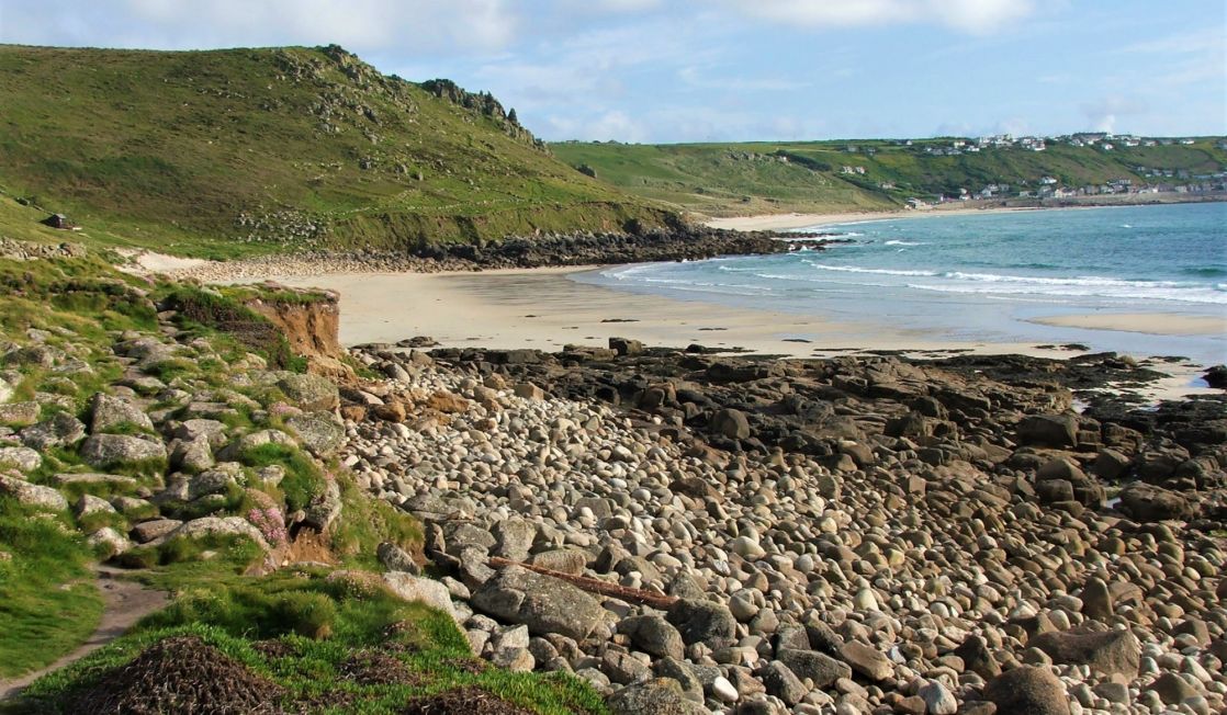 gwnever beach