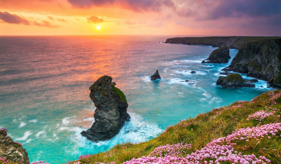 Bedruthan Steps in mid May