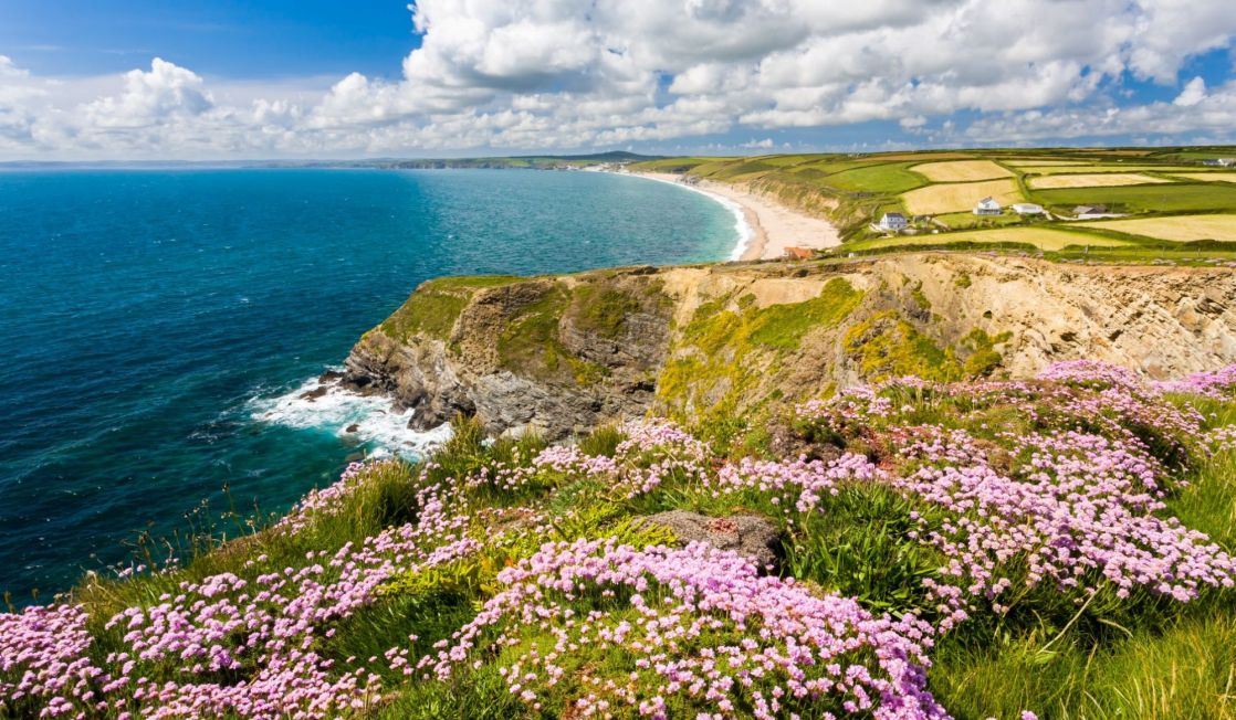 Gunwalloe Beach